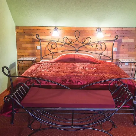 בית הארחה Pivnica A Pri Studni דטבה