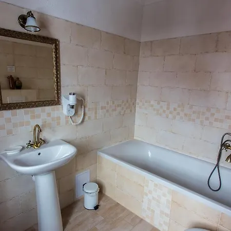 Pivnica A Pri Studni