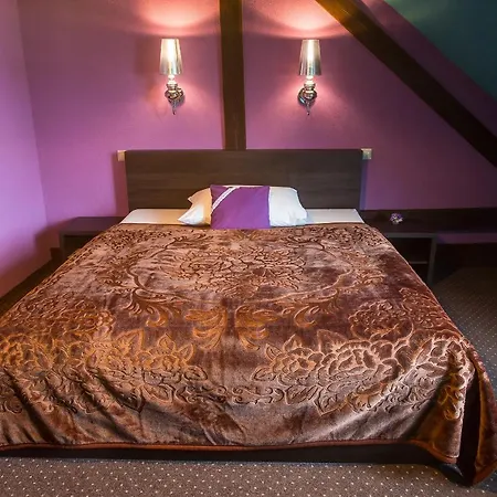 Pivnica A Pri Studni Penzion Detva