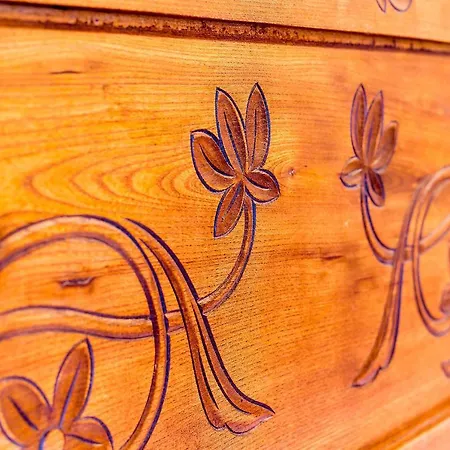 Pivnica A Pri Studni דטבה